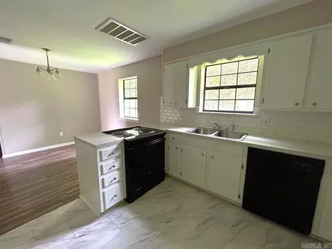 106 Goff St, Beebe, AR 72012 photo 8