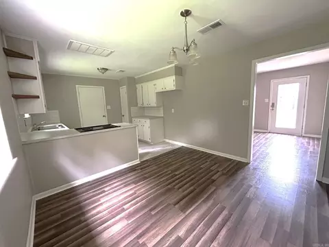 106 Goff St, Beebe, AR 72012 photo 4