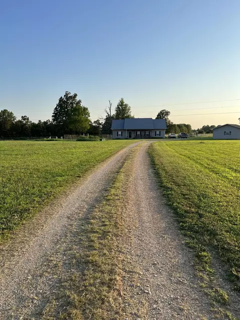 829 Statler Ln, Ash Flat, AR 72513 photo 2