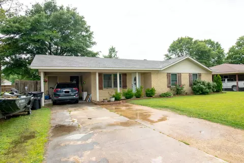 124 S Willow, Trumann, AR 72472 photo 1