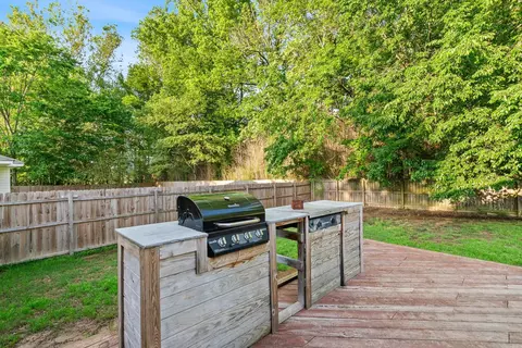 Exterior - 103 Rosebud Cir, Cabot, AR 72023 photo 3 of 5