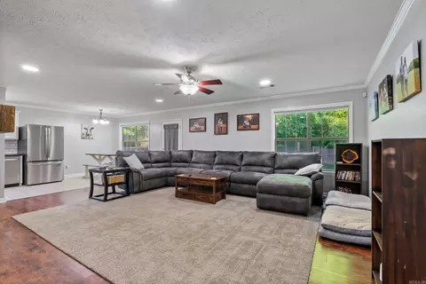 Living - 103 Rosebud Cir, Cabot, AR 72023 photo 1 of 1