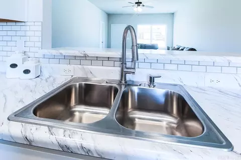 Kitchen - 60 Kinley Brook Ln, Cabot, AR 72023 photo 3 of 5