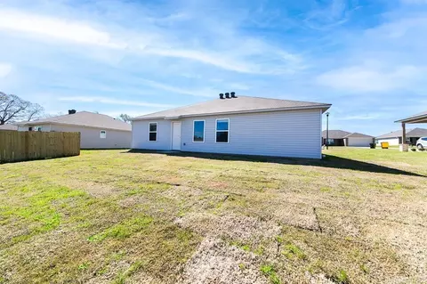 Exterior - 60 Kinley Brook Ln, Cabot, AR 72023 photo 6 of 7