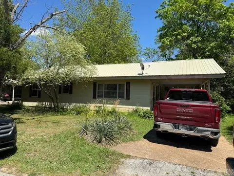 1108 S Park St, Pocahontas, AR 72455