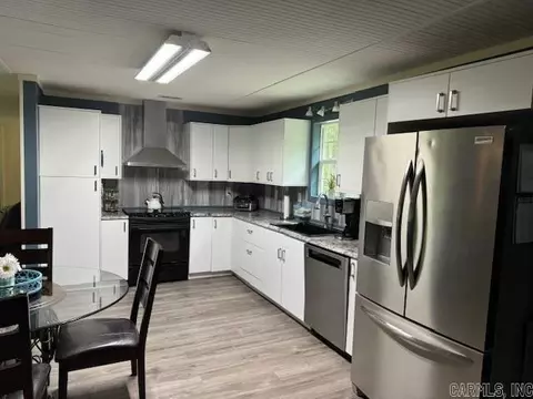 Kitchen - 606 Middlebeook Rd, Maynard, AR 72444 photo 1 of 4