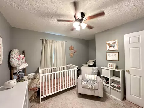 Bedroom - 342 School St, Melbourne, AR 72556 photo 3 of 5