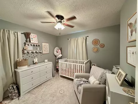 Bedroom - 342 School St, Melbourne, AR 72556 photo 4 of 5