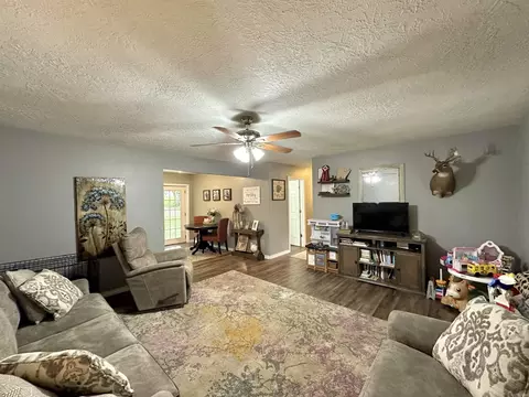 Living - 342 School St, Melbourne, AR 72556 photo 2 of 2
