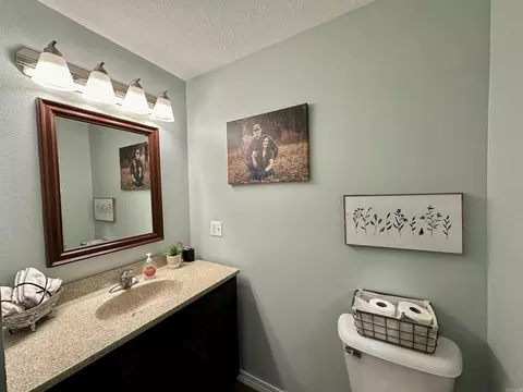 Bath - 342 School St, Melbourne, AR 72556 photo 1 of 3
