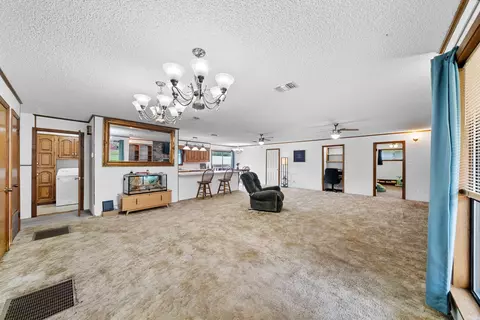 Living - 128 Bayne Rd, Malvern, AR 72104 photo 1 of 5