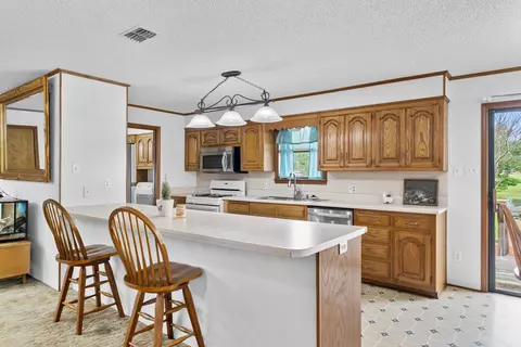 Kitchen - 128 Bayne Rd, Malvern, AR 72104 photo 1 of 5