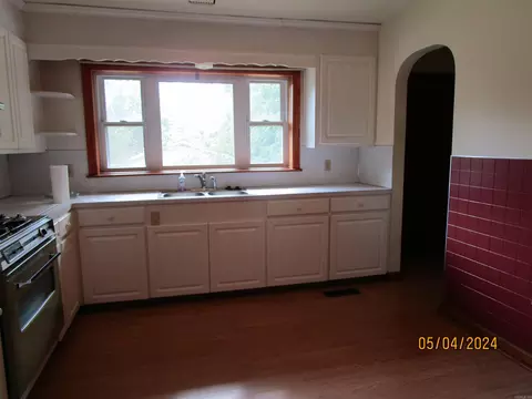1123 E North St, Benton, AR 72015 photo 5