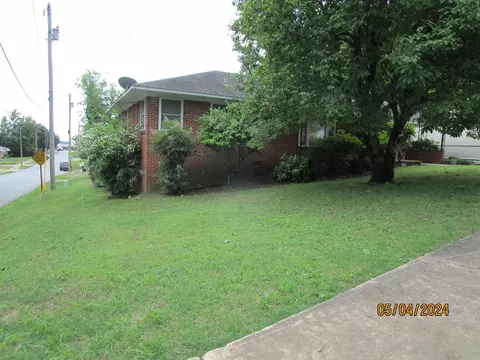 1123 E North St, Benton, AR 72015 photo 2
