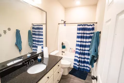 Bath - 796 Mango Loop, Austin, AR 72007 photo 3 of 3