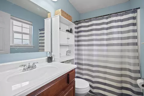 Bath - 104 Tamarack Ct, Beebe, AR 72012 photo 2 of 3
