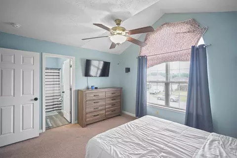 Bedroom - 104 Tamarack Ct, Beebe, AR 72012 photo 3 of 6