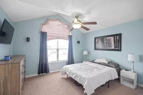 Bedroom - 104 Tamarack Ct, Beebe, AR 72012 photo 1 of 6