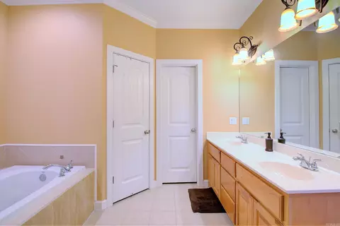 129 Silverleaf Cv, White Hall, AR 71602 photo 28