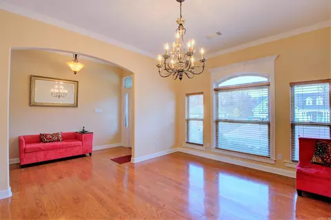 129 Silverleaf Cv, White Hall, AR 71602 photo 11