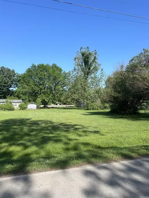 N Garfield, Piggott, AR 72454