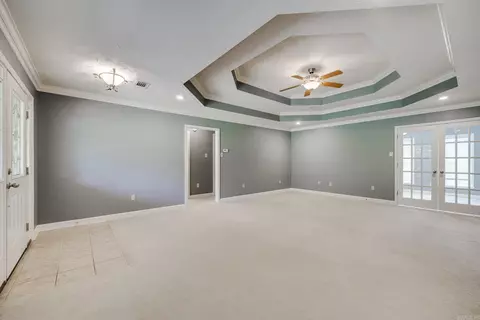 Living - 7 Salter Ln, Greenbrier, AR 72058 photo 2 of 7