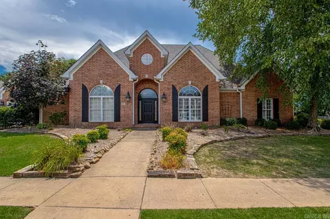 Exterior - 823 Colonial, Bryant, AR 72022 photo 1 of 14
