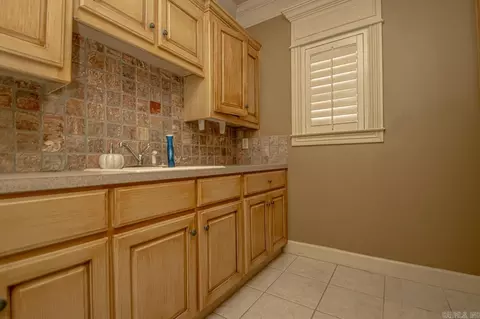 Other - 823 Colonial, Bryant, AR 72022 photo 9 of 11