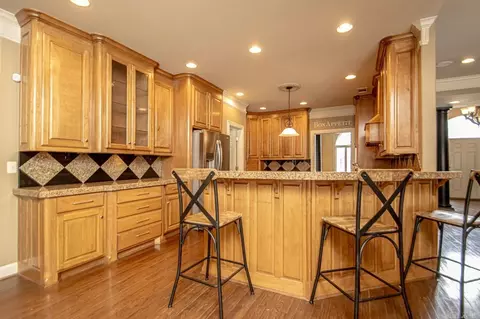 Kitchen - 823 Colonial, Bryant, AR 72022 photo 3 of 4