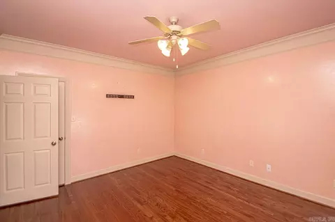 Bedroom - 823 Colonial, Bryant, AR 72022 photo 3 of 7