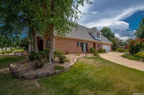 Exterior - 823 Colonial, Bryant, AR 72022 photo 4 of 14