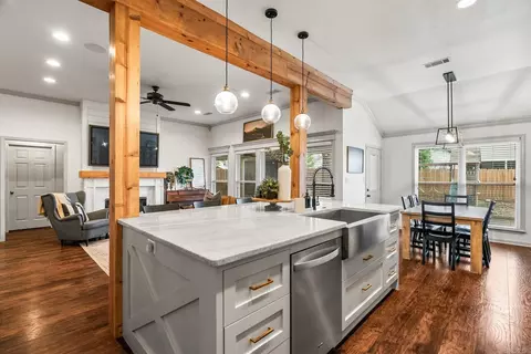 Kitchen - 2316 Bridgewater Rd, Bryant, AR 72022 photo 4 of 10