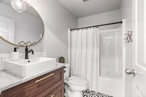 Bath - 2316 Bridgewater Rd, Bryant, AR 72022 photo 5 of 5