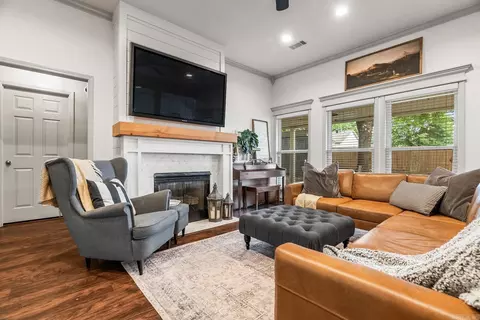 Living - 2316 Bridgewater Rd, Bryant, AR 72022 photo 4 of 5