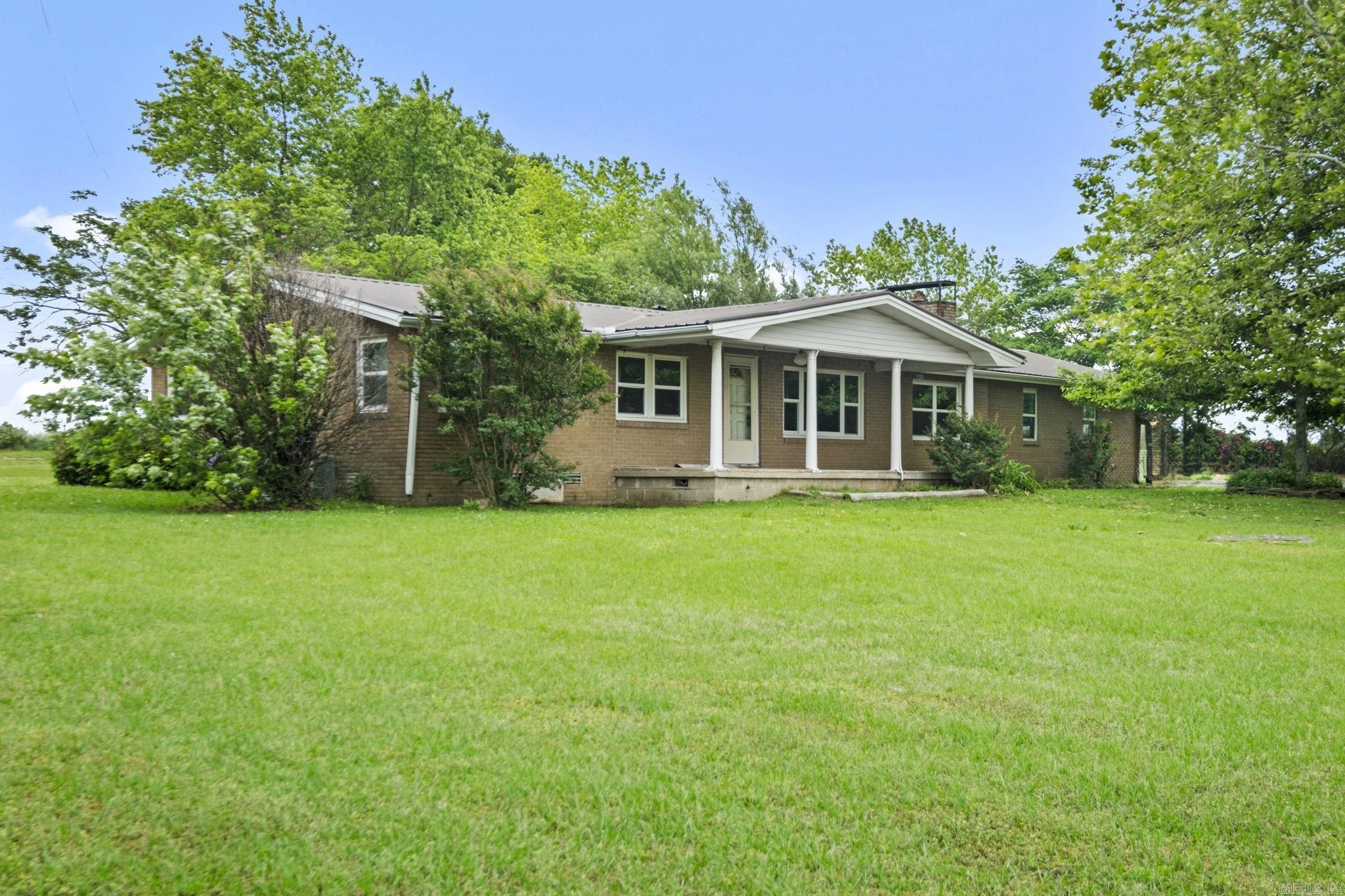 1084 Hwy 167N