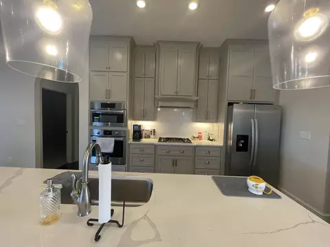 Kitchen - 907 Sinclair Ct, Searcy, AR 72143 photo 2 of 3