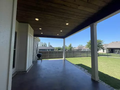 Exterior - 907 Sinclair Ct, Searcy, AR 72143 photo 2 of 7