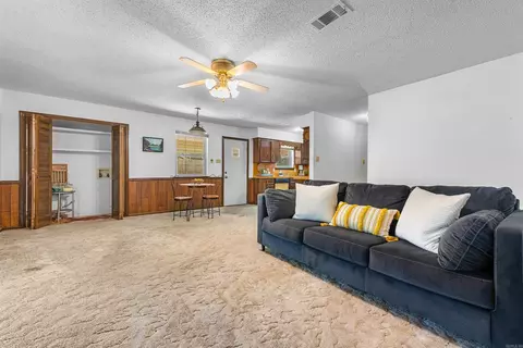 2207 Justus Loop, Bryant, AR 72022 photo 4