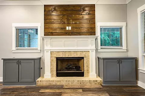 Living - 7 Circle B Dr, Ward, AR 72176 photo 2 of 2