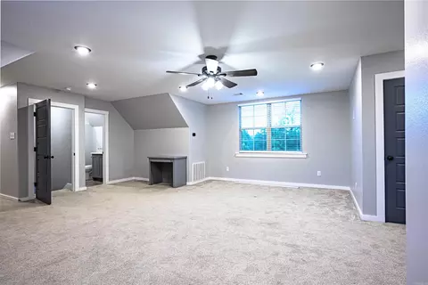 Bedroom - 7 Circle B Dr, Ward, AR 72176 photo 1 of 3