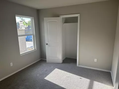 Bedroom - 5017 Windflower Cv, Alexander, AR 72002 photo 1 of 5