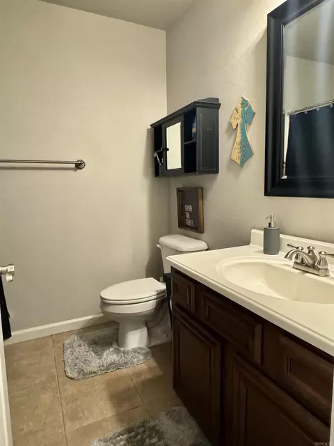 Bath - 607 Westgate Cv, Alexander, AR 72002 photo 2 of 2
