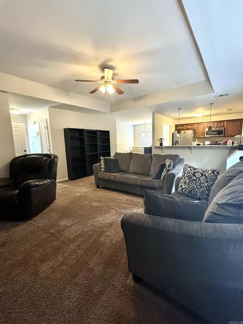 Living - 607 Westgate Cv, Alexander, AR 72002 photo 5 of 5