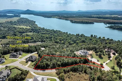 15309 Mountain View Dr, Maumelle, AR 72113