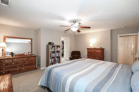 Bedroom - 8815 Crossroads, Benton, AR 72015 photo 7 of 7