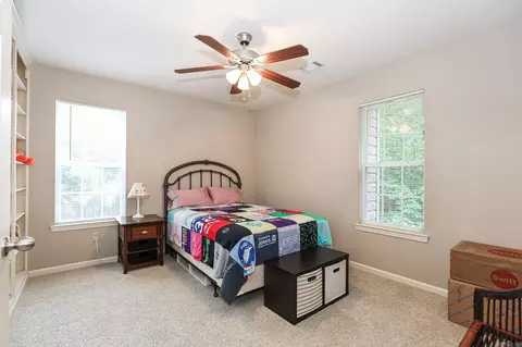Bedroom - 8815 Crossroads, Benton, AR 72015 photo 1 of 7