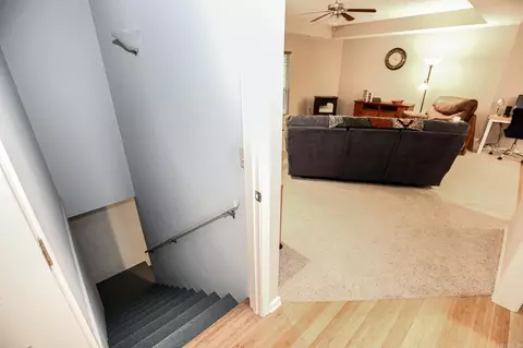 Entry Way - 8815 Crossroads, Benton, AR 72015 photo 1 of 2