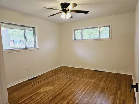 Bedroom - 12 Marshall Dr, Searcy, AR 72143 photo 4 of 5
