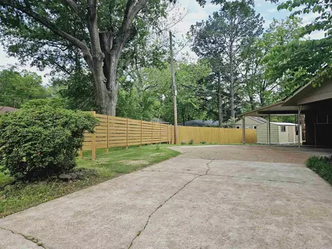 Exterior - 12 Marshall Dr, Searcy, AR 72143 photo 7 of 13