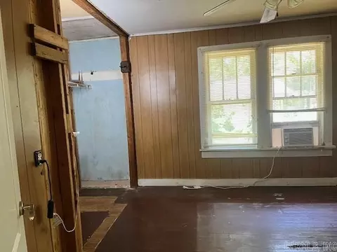 Bedroom - 819 Cherry, Malvern, AR 72104 photo 1 of 3